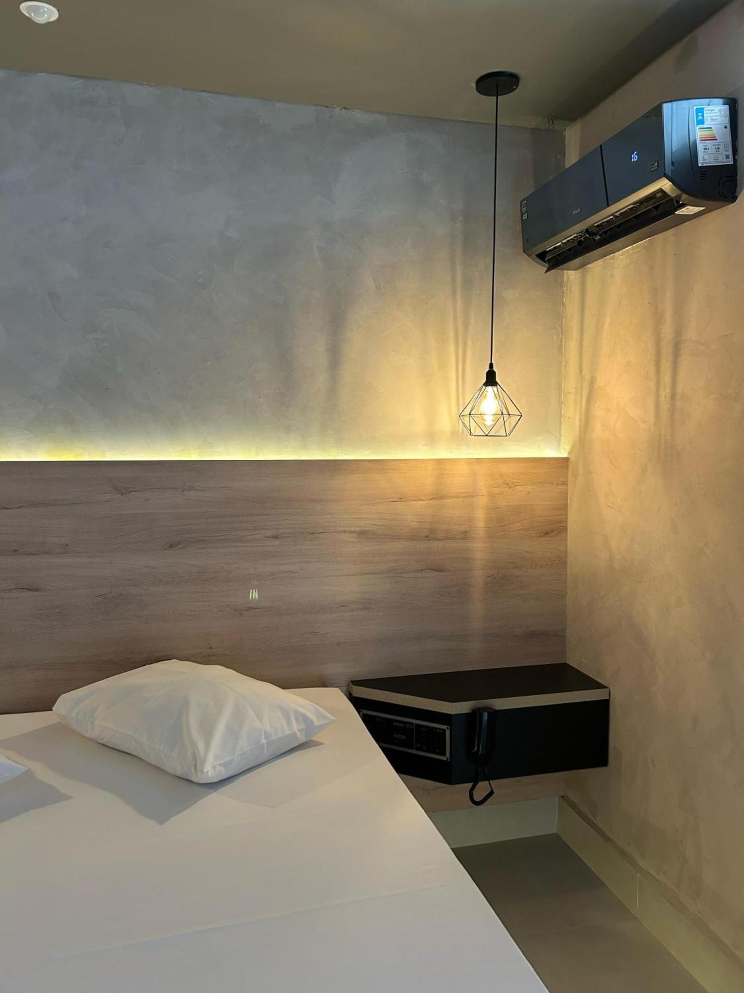 קמפינאס Wish Motel מראה חיצוני תמונה