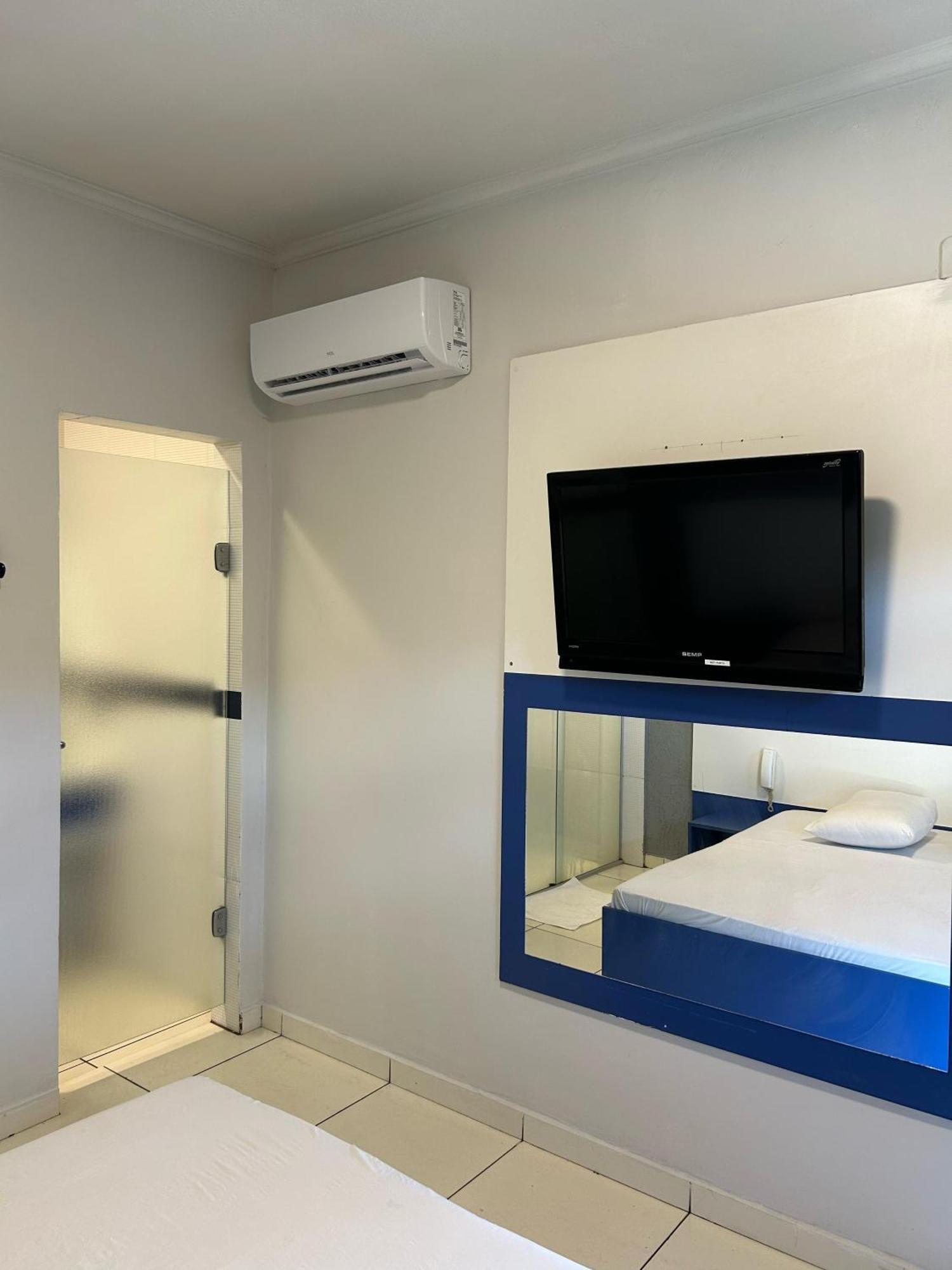 קמפינאס Wish Motel מראה חיצוני תמונה